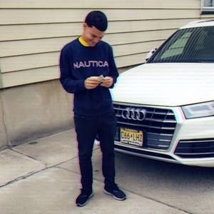 Meet your Posher, Elian